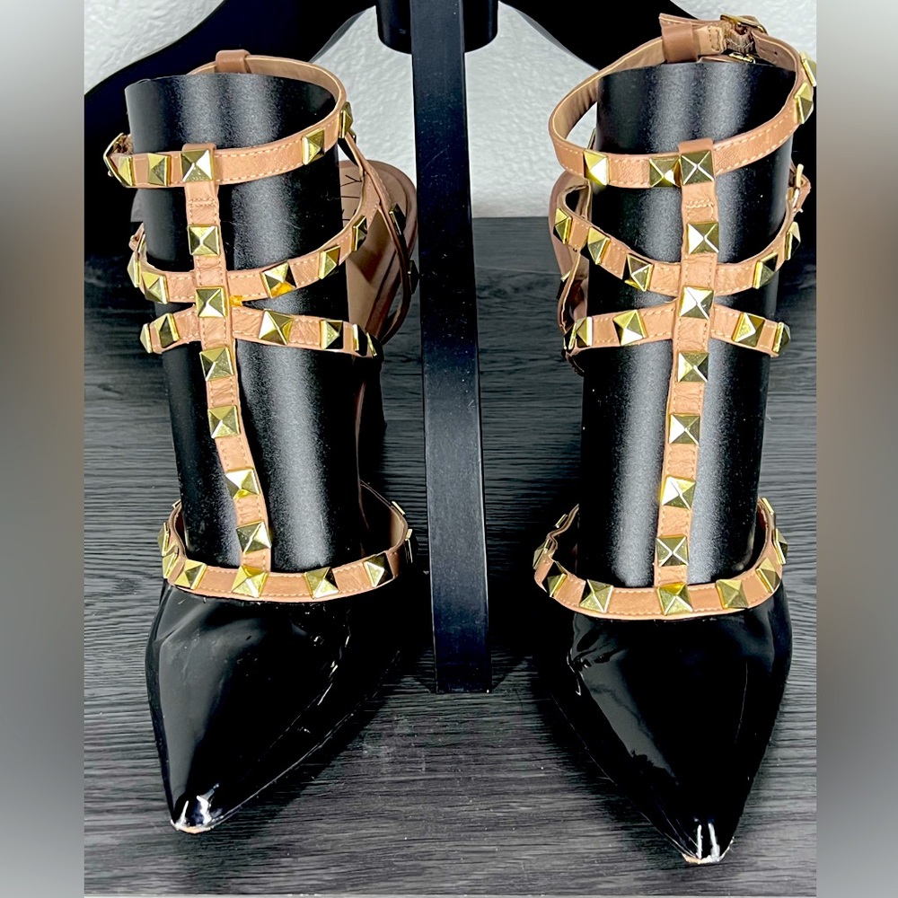 Sexy, studded, strappy, 4” heels